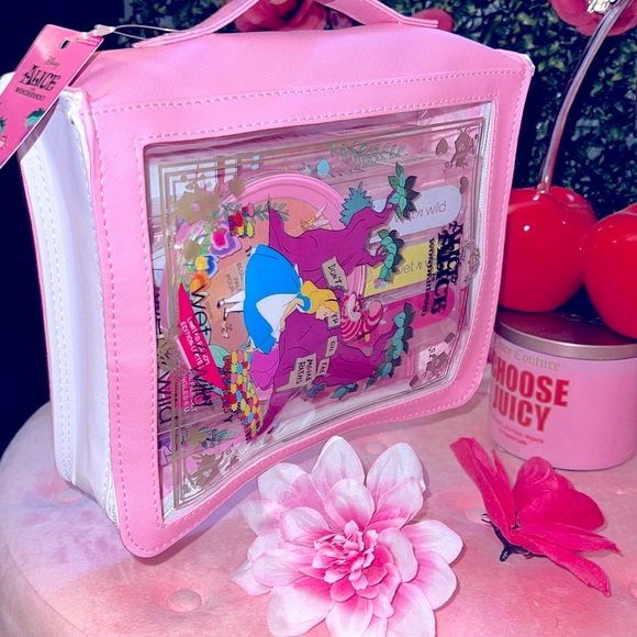 🩷🌸Alice and wonderland makeup bag bundle - Picture 10 of 10